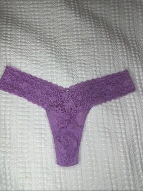 Vintage 2009 Victoria’s Secret The Lacie One Size Thong Light Purple